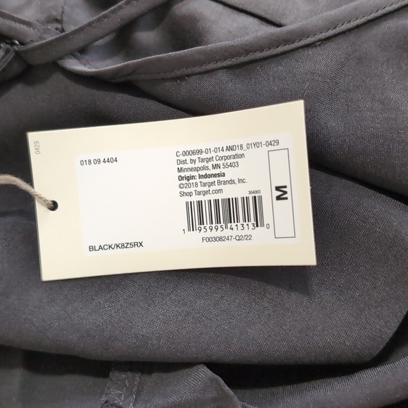 A New Day Black Cropped Cami Raw Hem Size Medium NWT - Picture 6 of 6